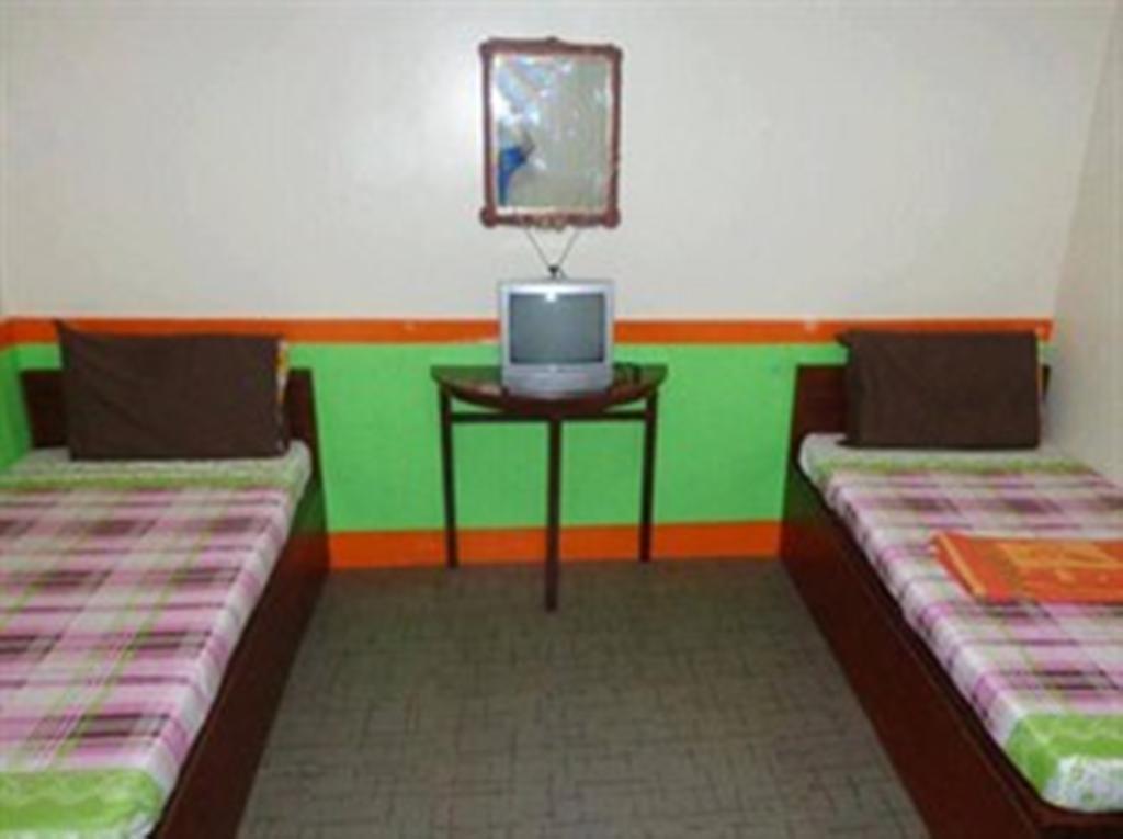 Np Festival Inn Калібо Номер фото